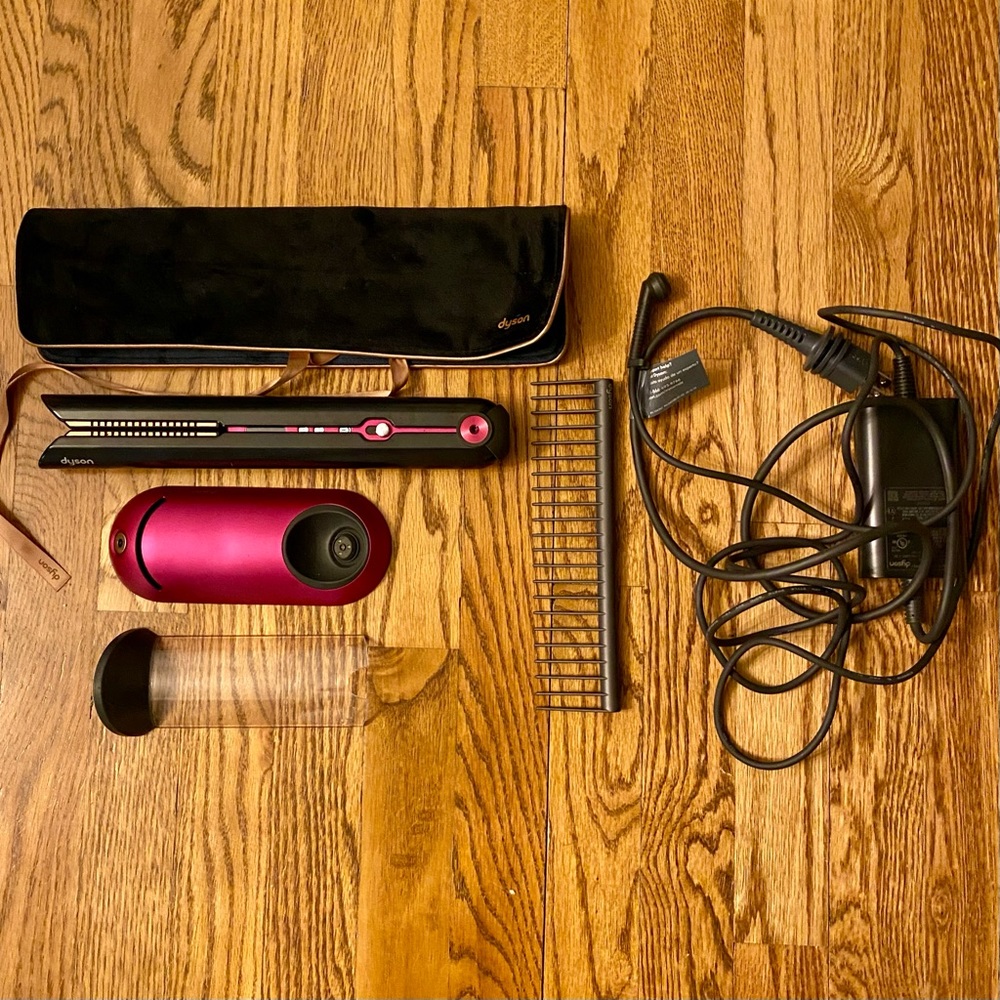 Like New With Box Dyson Corrale Straightener Fuchsia